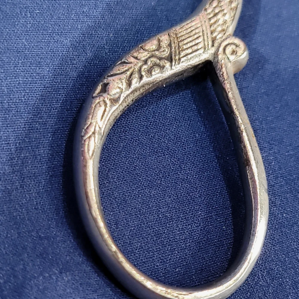 Vintage Spanish Toledo Etched Sewing Scissors - Picture 2 of 11